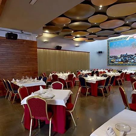 Hotel Sancho Abarca 4*