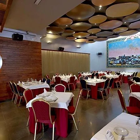 Hotel Sancho Abarca 4*
