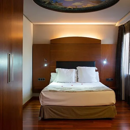 Sancho Abarca Petit 4* Huesca