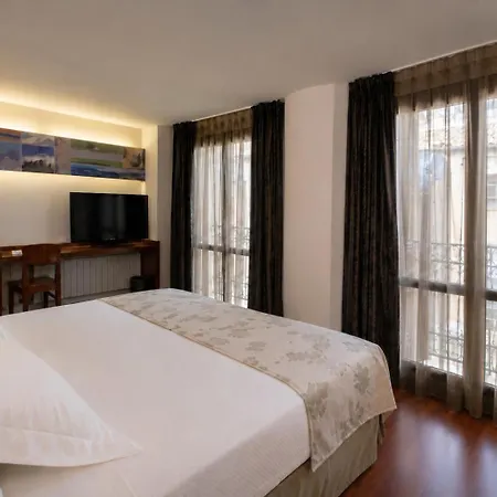 Sancho Abarca Hotel 4*