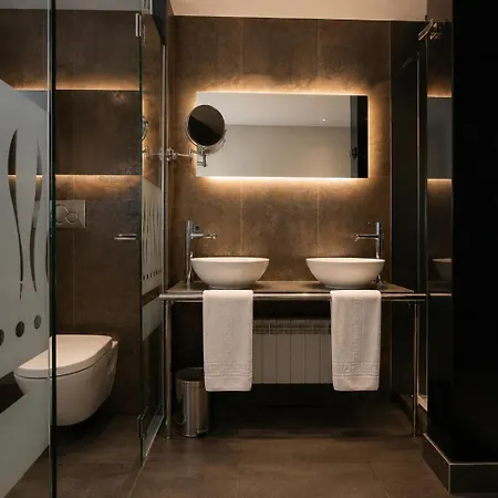 Hotel Sancho Abarca 4*