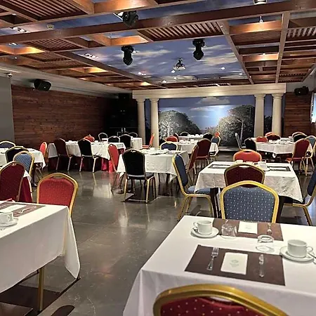 Sancho Abarca Petit Hotel 4*