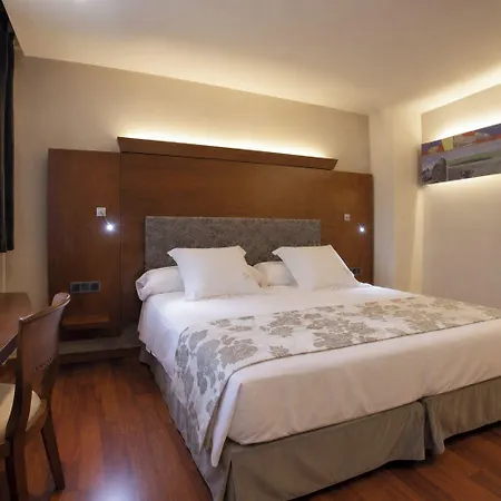 Szálloda Sancho Abarca Petit 4*