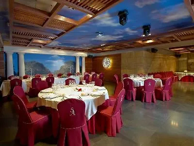 Sancho Abarca Hotel 4*