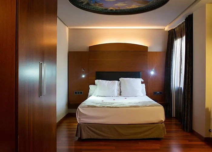 Sancho Abarca Petit 4* 우에스카