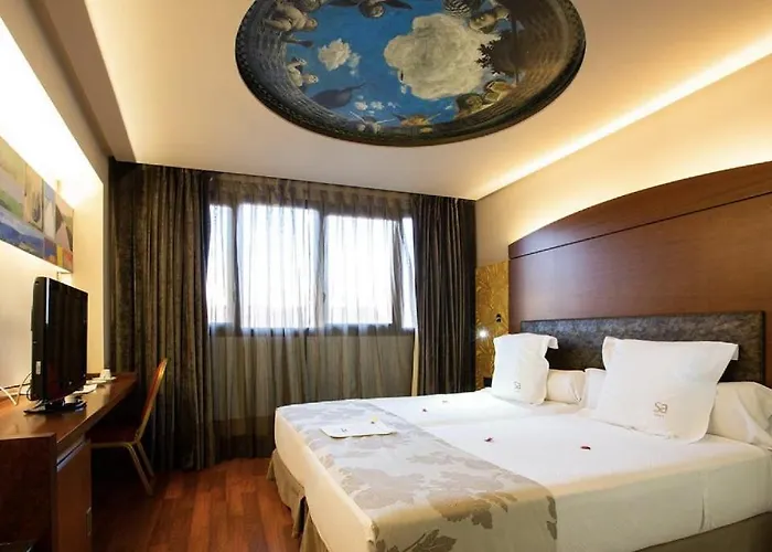 Hotel Sancho Abarca Petit 4*