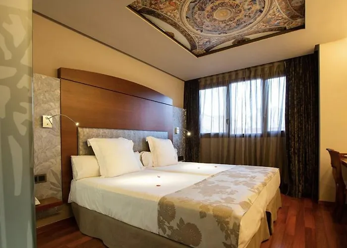 Hotel Sancho Abarca Petit