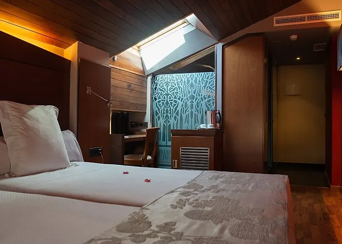 Sancho Abarca Hotel 4*